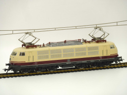 Fleischmann E-loc BR103 DB 4375
