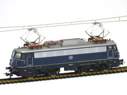 Fleischmann E-loc BR110 DB 4335