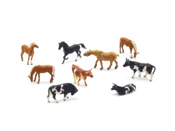 4 Koeien en 5 paarden