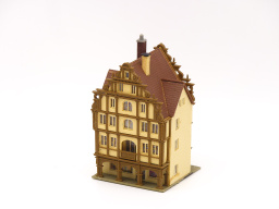 Stadshuis met winkel
