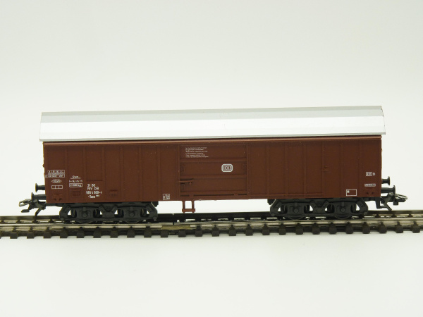 Zwenkdakwagon 4460