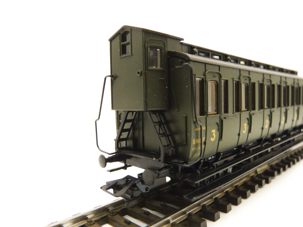 Marklin wagonset 5 SNCF coupérijtuigen 42040