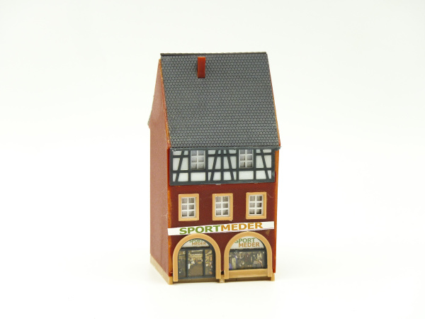 Stadshuis met winkel