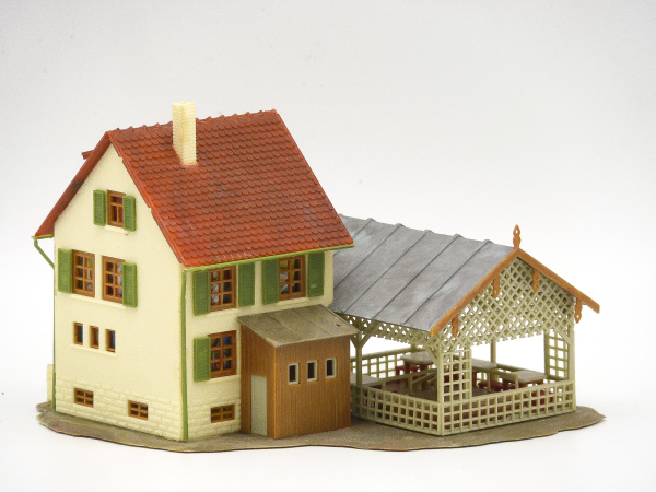 Faller Gaststätte biergarten B-269