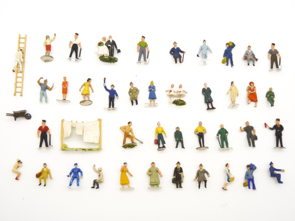 40 Stuks diverse figuren